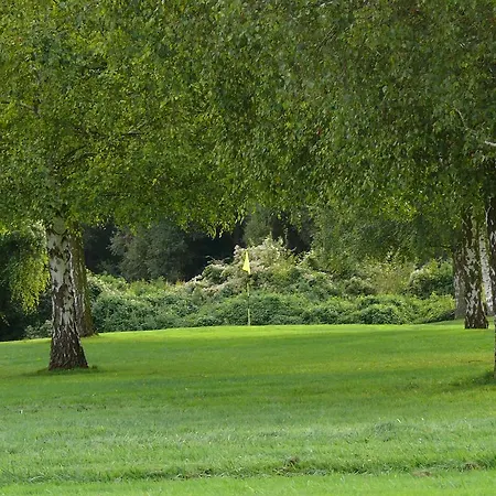 Ferme Renel 度假居 Poses